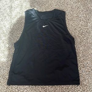 black nike tank top